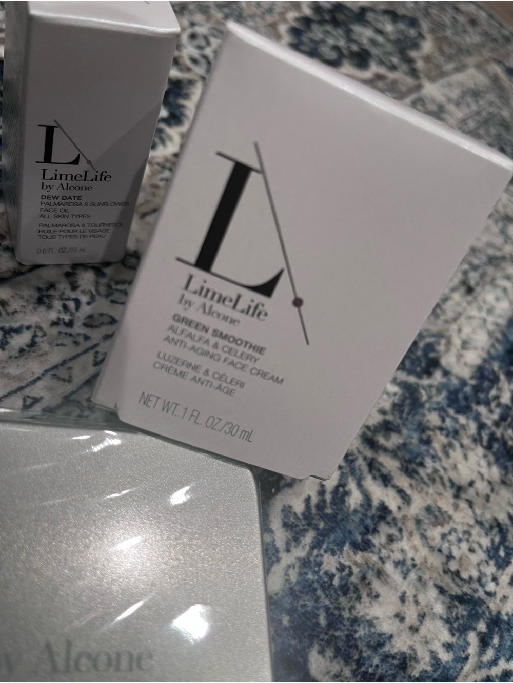 NEW Glacial Facial Skincare Set - Picture 3 of 6